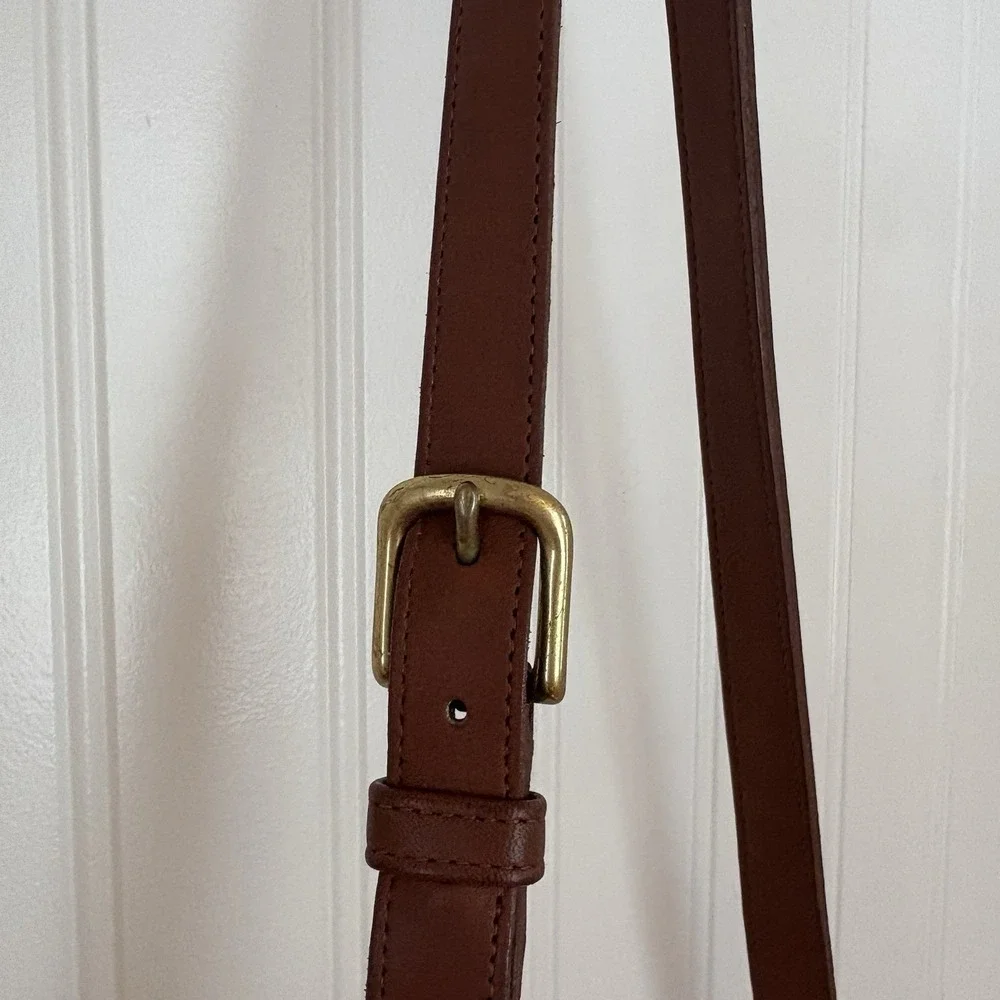 COACH Vintage Devon Crossbody Luxury British Tan Leather Shoulder Bag 9908
